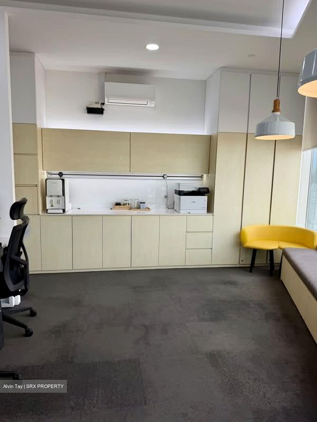 The Central (D1), Office #566799371